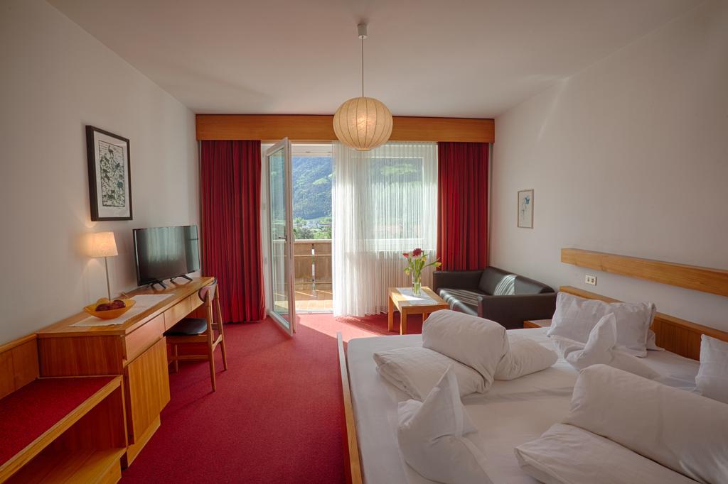 Hotel Weingarten ナトゥルノ エクステリア 写真